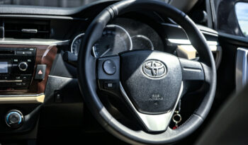 Toyota Corolla Altis 1.6 G 2016 full