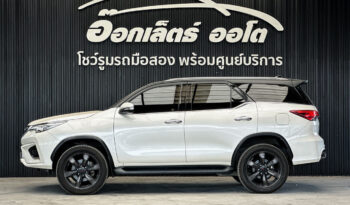Toyota Fortuner 2.8TRD Back Top 2WD ปี 2016(17) full