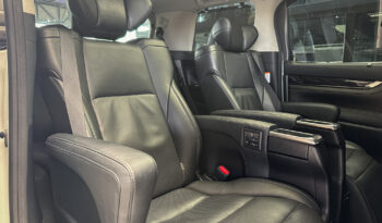 Toyota Vellfire 2.5CVT ปี2019 full