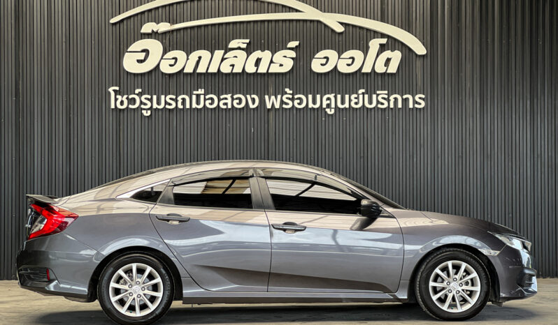 Honda Civic 1.8 E 2018 full