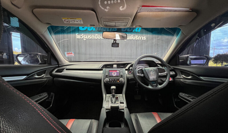 Honda Civic 1.8 E 2018 full