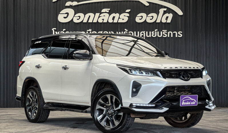 Toyota Fortuner Legender 2.8 Back Top 2WD ปี2021 full