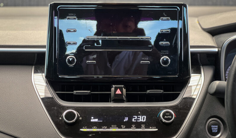 Toyota New Corolla Altis 1.6 G (mnc) 2020 full