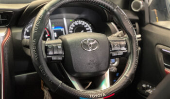 Toyota Fortuner Legender 2.8 Back Top 2WD ปี2021 full