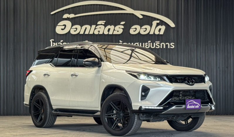 Toyota Fortuner Legender 2.8Back Top 4WD ปี2020 full