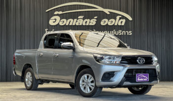 Toyota Hilux Revo DCab 2.4 E MT 2018 full