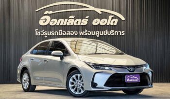 Toyota Corolla Altis 1.8 Hybrid Entry 2019 full