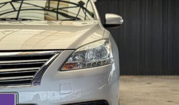 Nissan Sylphy 1.6 E 2019 full