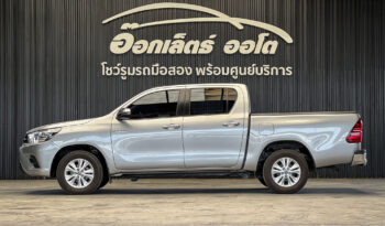 Toyota Hilux Revo DCab 2.4 E MT 2018 full