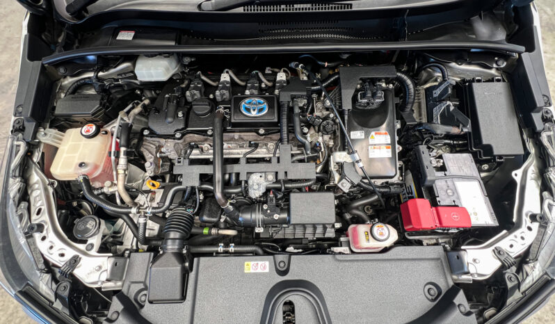 Toyota Corolla Altis 1.8 Hybrid Entry 2019 full