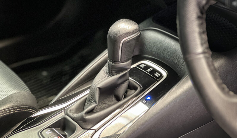 Toyota Corolla Altis 1.8 Hybrid Entry 2019 full