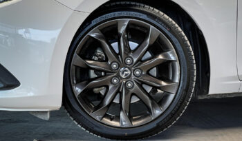 Mazda 3 Hatchback 2.0 S 2015 full