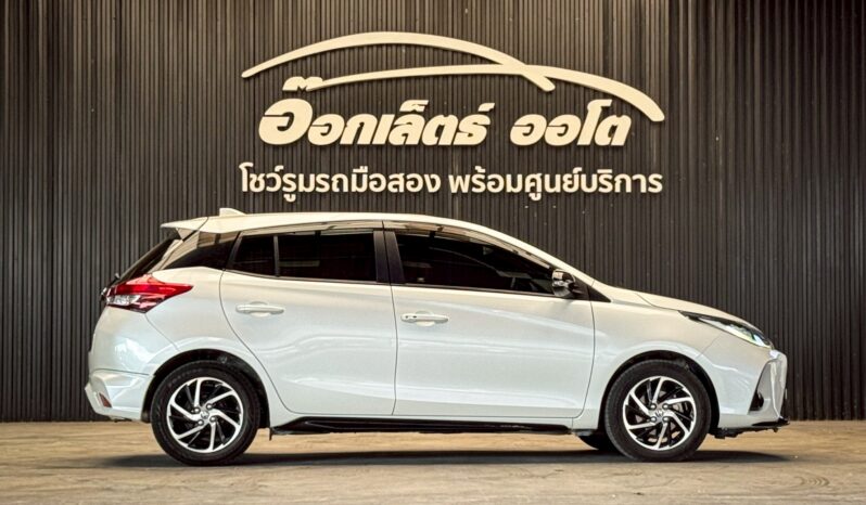 Toyota Yaris 1.2 Sport Premium 2020 full
