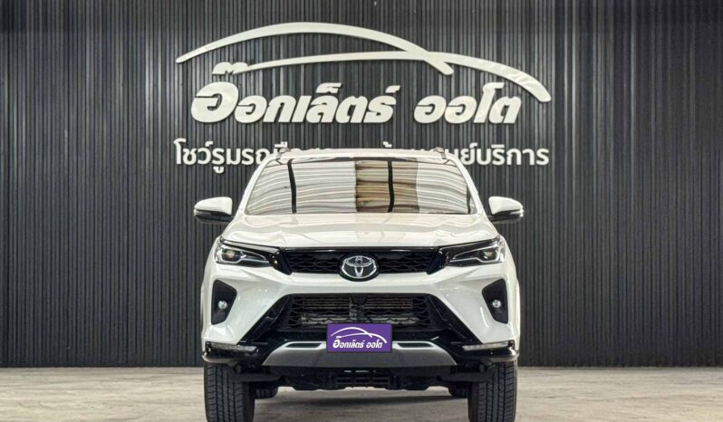 Toyota Fortuner Leader 2.4G ปี2022 full