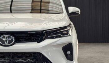 Toyota Fortuner Leader 2.4G ปี2022 full