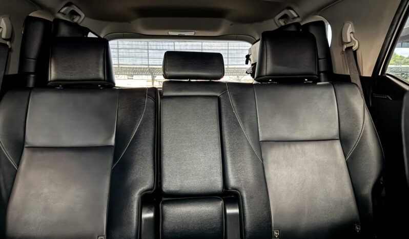 Toyota Fortuner Leader 2.4G ปี2022 full