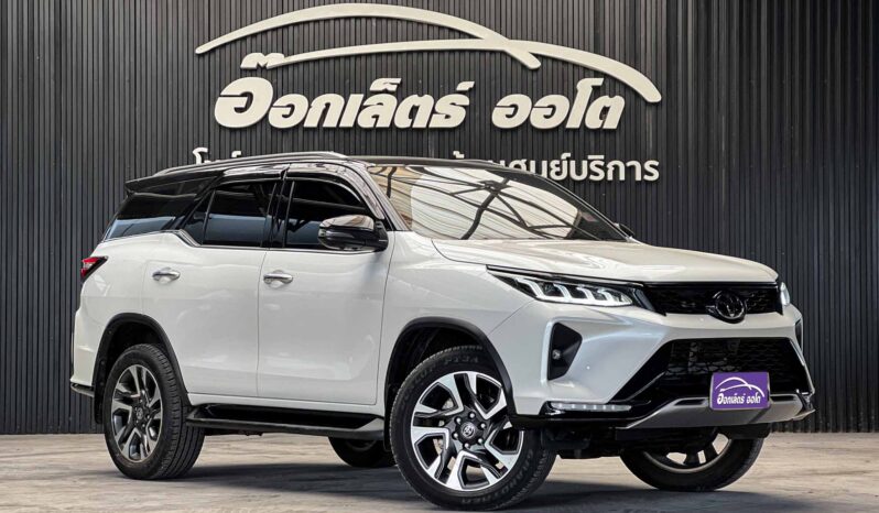 Toyota Fortuner 2.8 Legender Black Top 2WD 2022 full