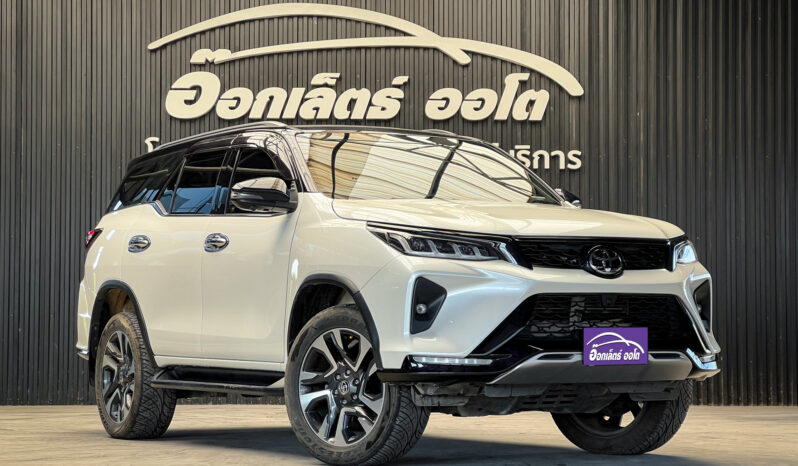 Toyota Fortuner Legender 2.8 Back Top 4WD ปี2021 full