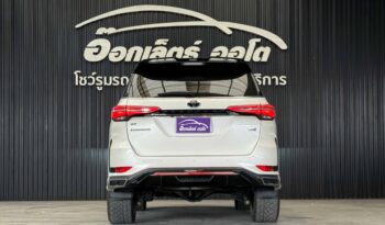 Toyota Fortuner 2.8 Legender Black Top 4WD ปี 2021 full