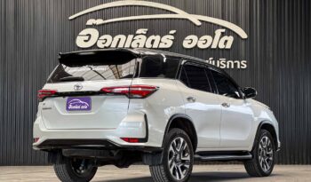 Toyota Fortuner 2.8 Legender Black Top 2WD 2022 full