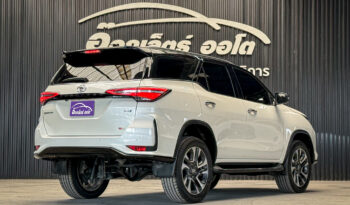 Toyota Fortuner Legender 2.4 Back Top 4WD ปี2021 full