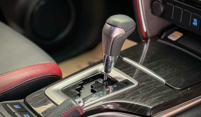 Toyota Fortuner Legender 2.4 Back Top 4WD ปี2021 full