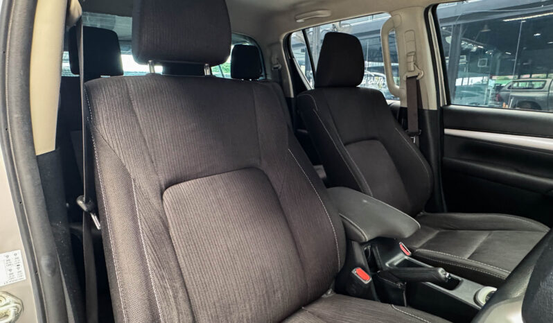 Toyota Hilux Revo D-Cab Prerunner 2.4 Entry AT ปี 2020 full