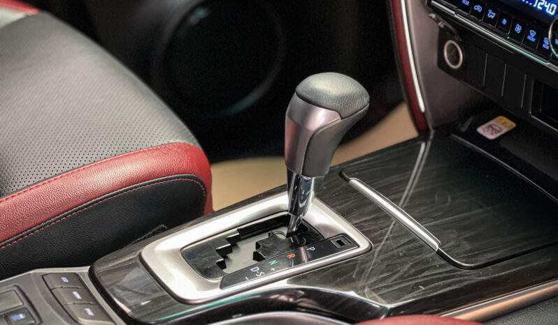 Toyota Fortuner 2.8 Legender Black Top 2WD 2022 full