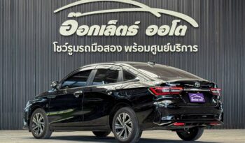 Toyota Yaris Ativ 1.2 Premium ปี2022 full