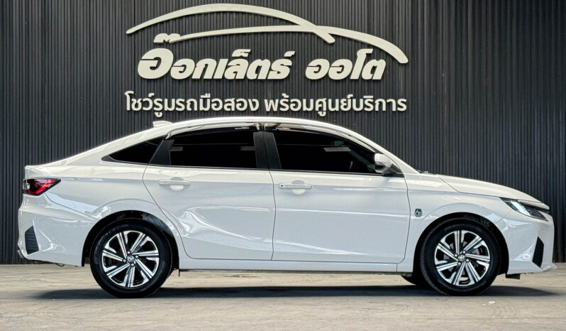 Toyota Yaris Ativ 1.2 Smart ปี2022 full