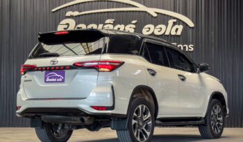 Toyota Fortuner 2.8 Legender Black Top 2WD ปี 2021 full