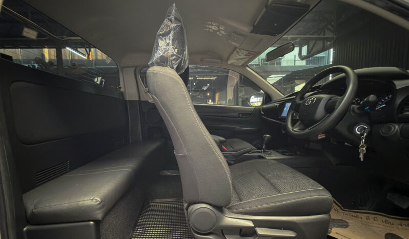 Toyota Hilux Revo Smartcab 2.4 Entry Z-Edition AT ปี 2023 full