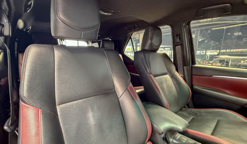 Toyota Fortuner Legender 2.4 Back Top 4WD ปี2021 full
