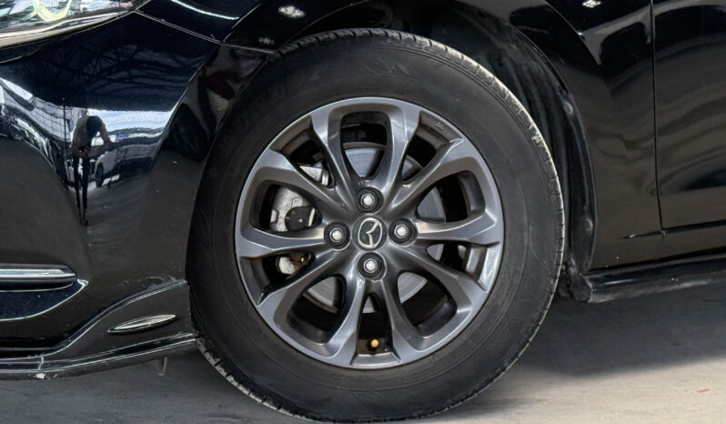 Mazda 2 Hatchback 1.3 S Leather 2019 full