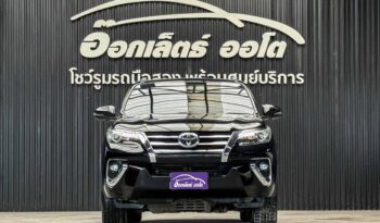 Toyota Fortuner 2.4 V Navi 2WD 2019 full