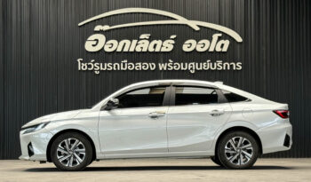 Toyota Yaris Ativ 1.2 Premium Luxury 2023 full