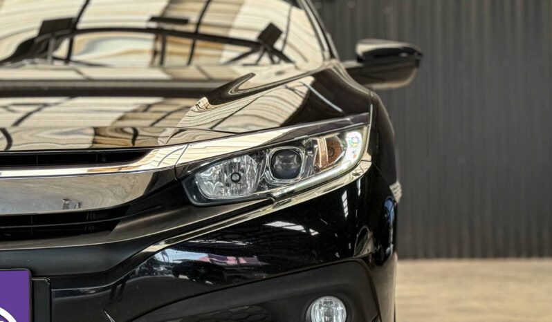Honda Civic 1.8 E 2016 full