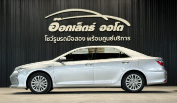 Toyota Camry 2.5 HV Navi (Hybrid) (MNC) 2017 full