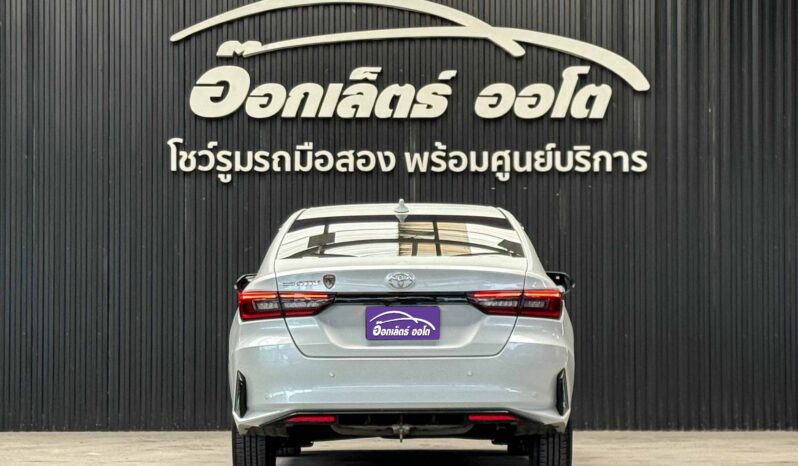 Toyota Yaris Ativ 1.2 Premium Luxury 2023 full