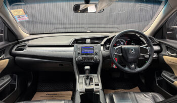 Honda Civic 1.8 E 2016 full
