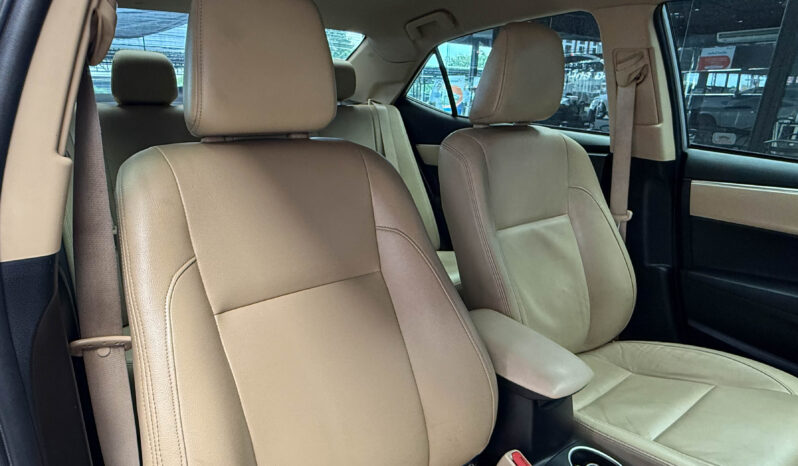 Toyota Corolla Altis 1.6 G 2018 full