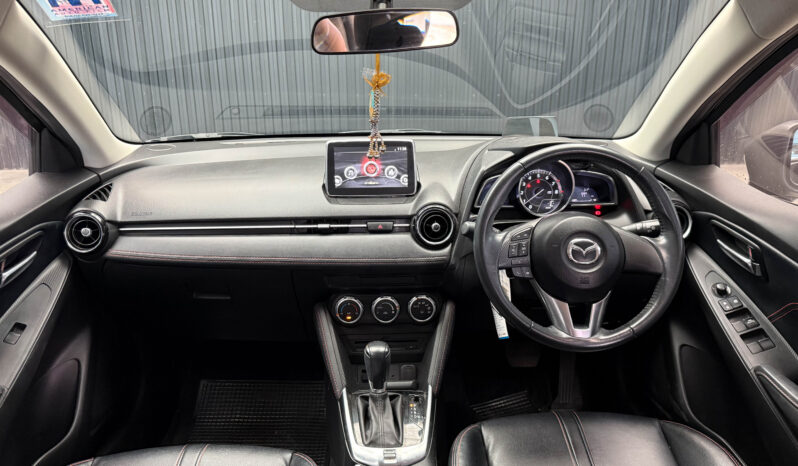 Mazda 2 Sedan 1.3 High Connect 2016 full