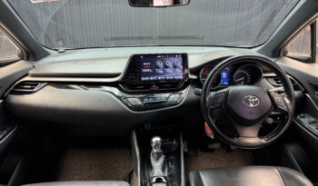 Toyota CHR 1.8 Mid ปี2018 full
