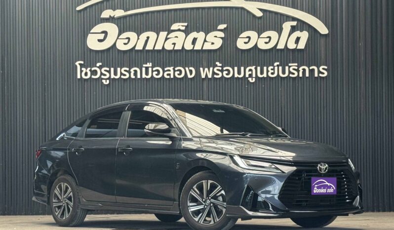 Toyota Yaris Ativ 1.2 Premium Luxury ปี2022 full