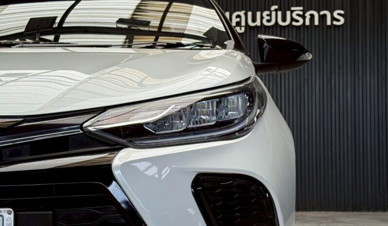 Toyota Yaris 1.2 Sport Premium Black Roof (MNC) 2022 full