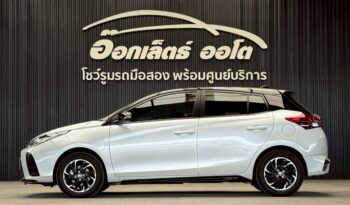 Toyota Yaris 1.2 Sport Premium Black Roof (MNC) 2022 full