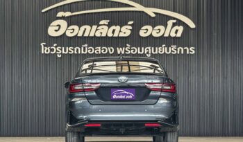 Toyota Yaris Ativ 1.2 Premium Luxury ปี2022 full