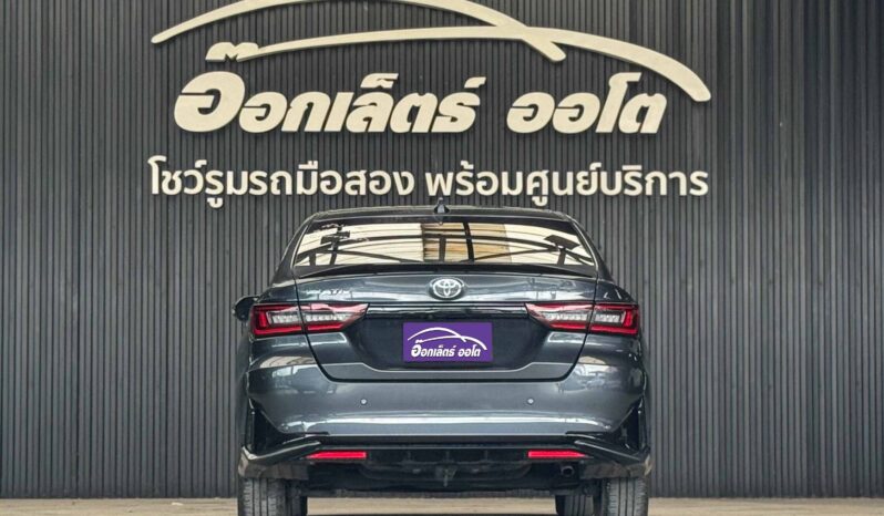 Toyota Yaris Ativ 1.2 Premium Luxury ปี2022 full