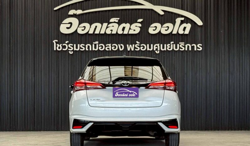 Toyota Yaris 1.2 Sport Premium Black Roof (MNC) 2022 full