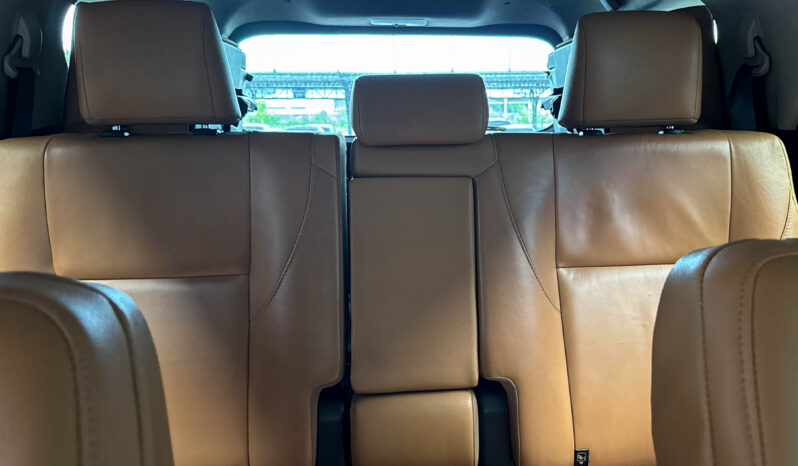 Toyota Fortuner 2.8V 4WD 2016 full
